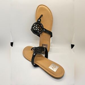 NWT DV by Dolce Vita Sandals